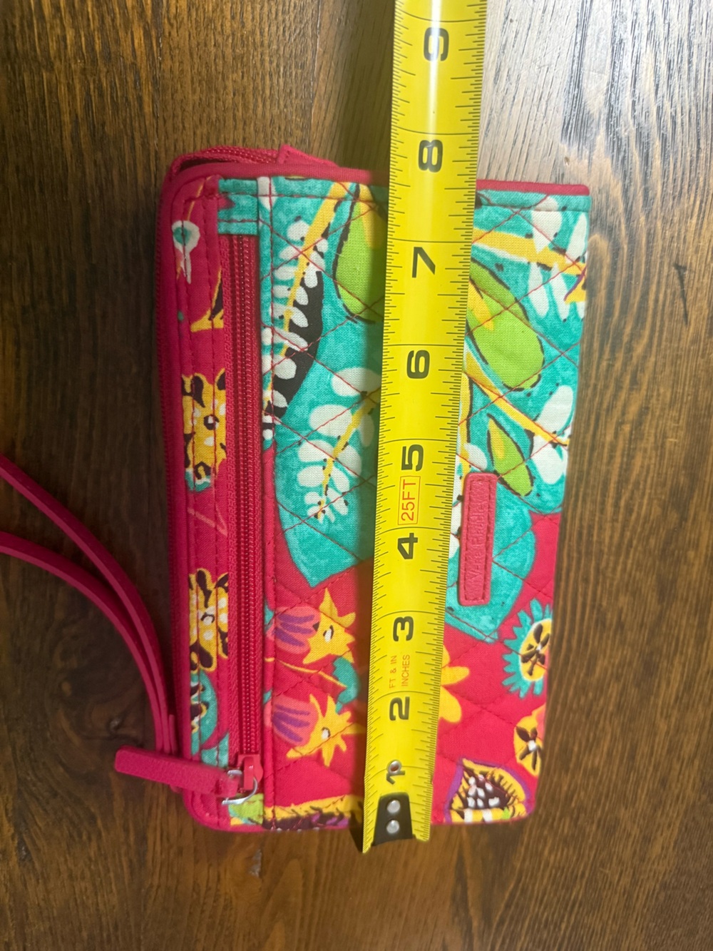 Vera Bradley zip-around quilted wristlet in a pink floral pattern - Picture 6 of 7